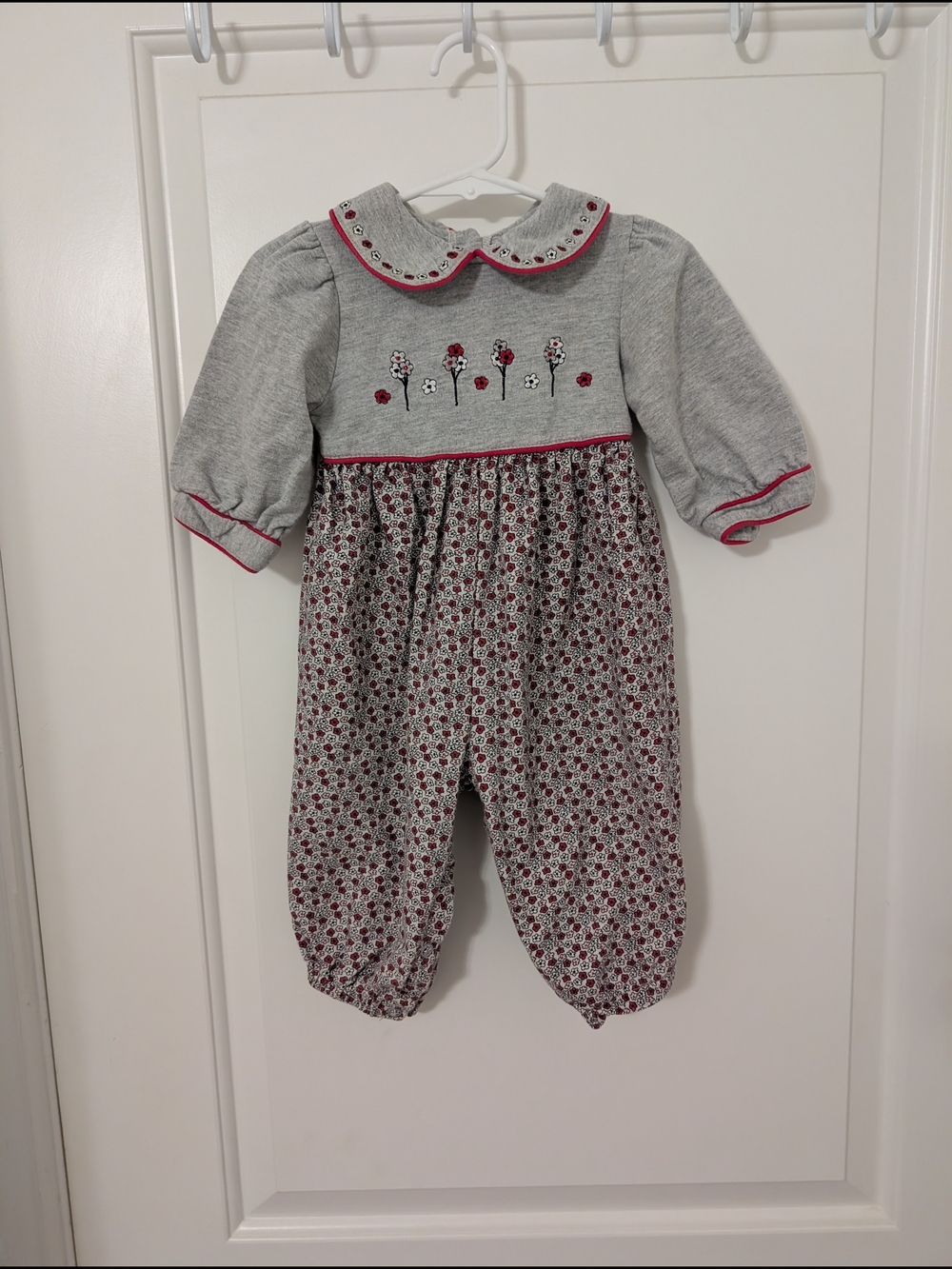 Vintage Gray Embroidered And Floral Jumpsuit With Collar Size 12m